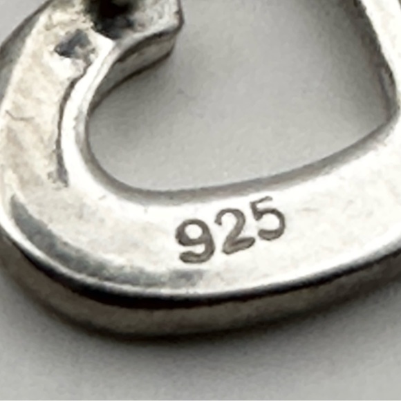 Tiffany & Co VINTAGE  Silver Open Hearts Stud Earrings - Picture 6 of 7